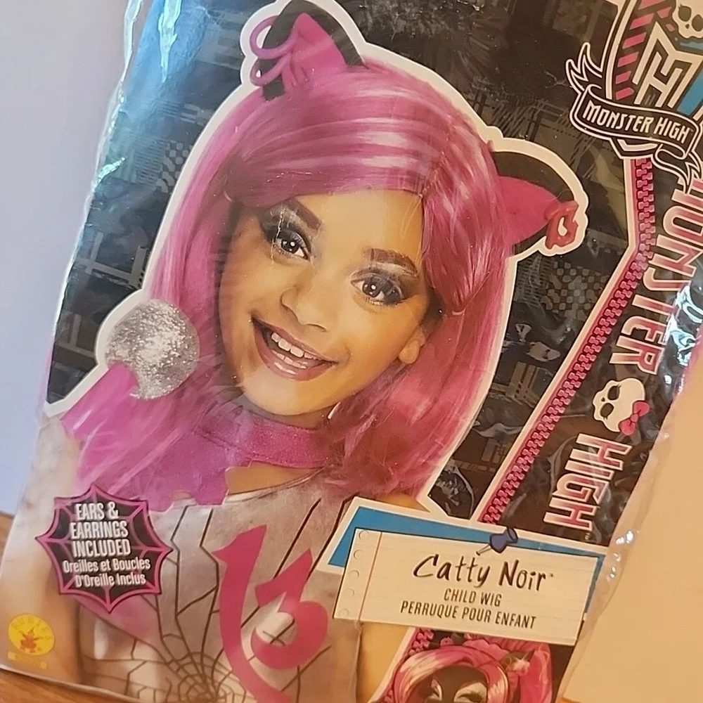 Rubies‎ Monster High CHATTY NOIR Child's Halloween Wig Ears & Earrings New